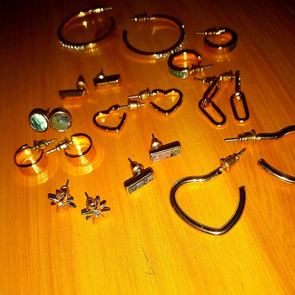 👽💚ANTHROPOLOGIE EARRING BUNDLE !!!!!!!!!!💜👽